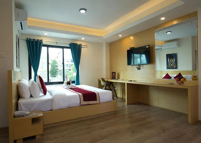 Grand View 3*