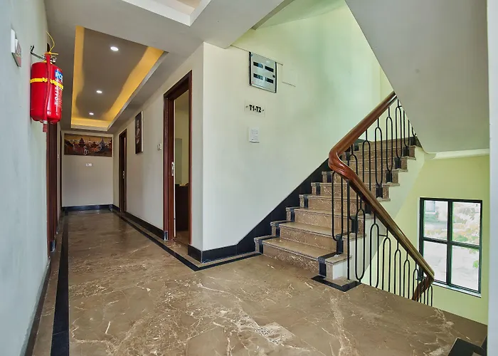 Grand View Hotel 3*