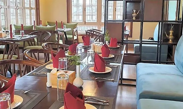 Grand View Hotel 3*